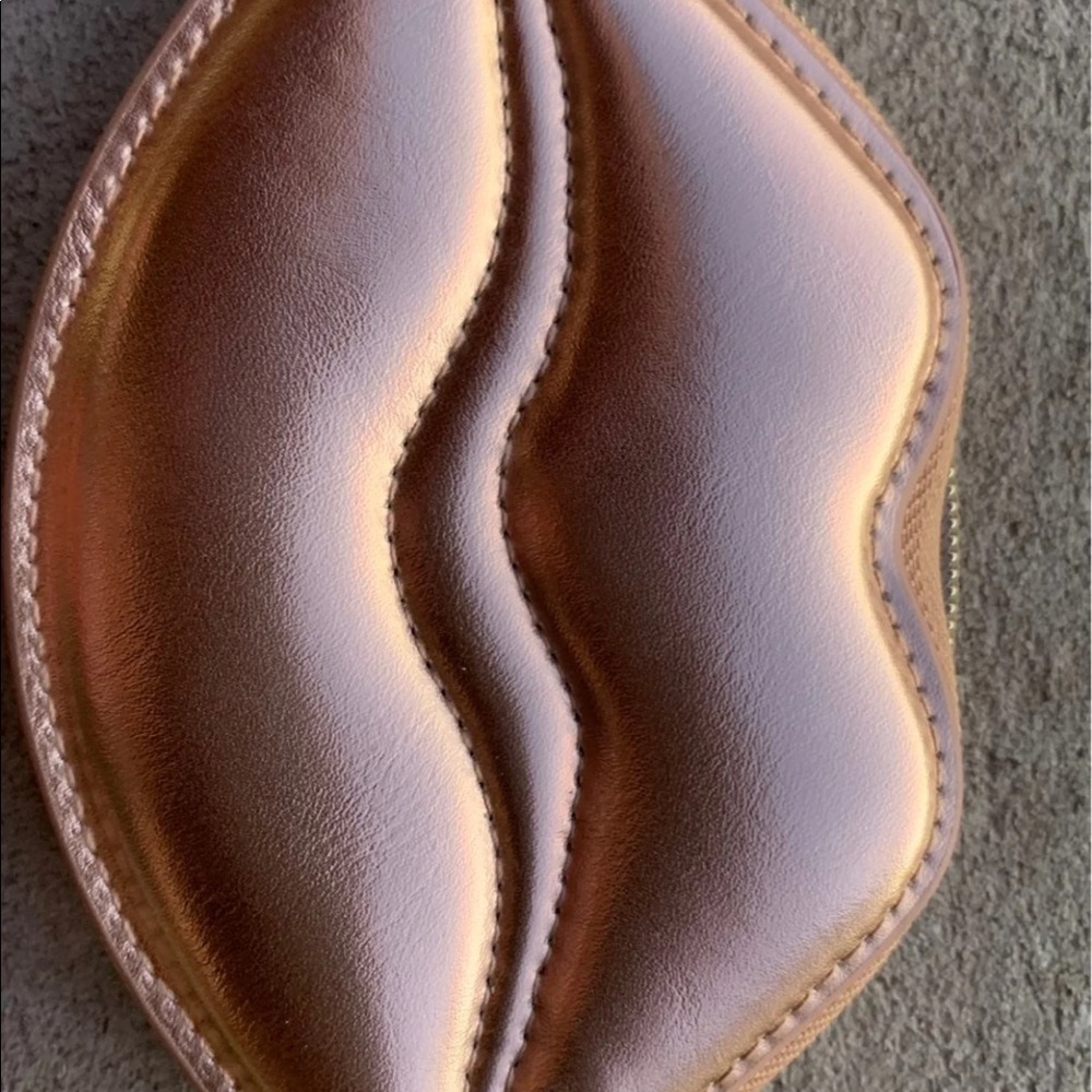 Victoria secret Rose gold lip coin purse